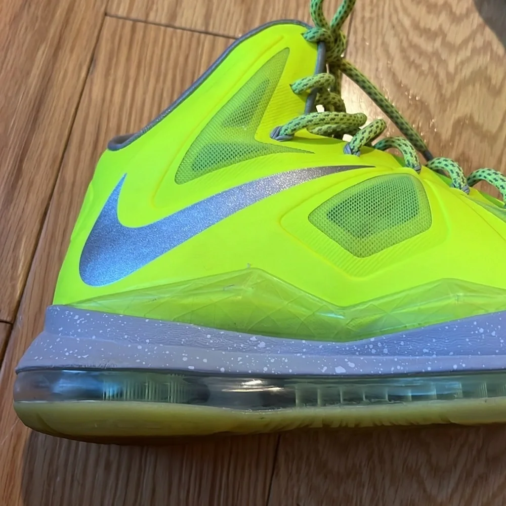 Nike Lebron X VOLT basketball Sneakers yellow gray sz 8.5 - Picture 5 of 16